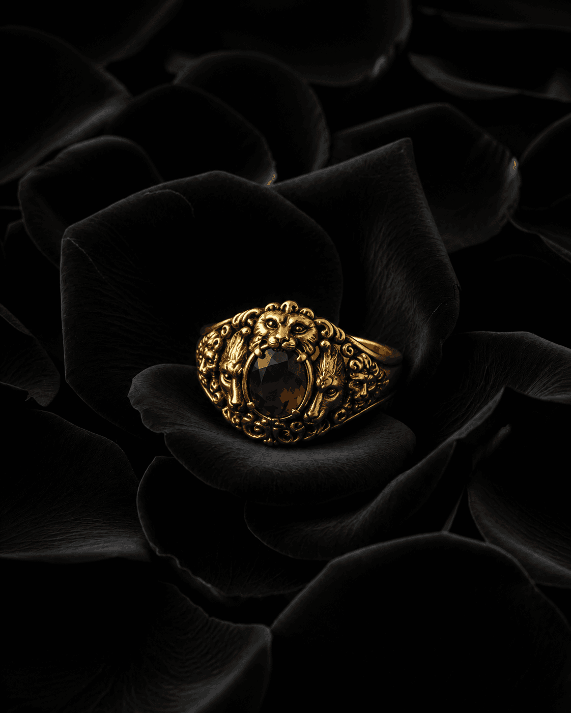 THE LION OF ANURADHAPURA Men's Ring